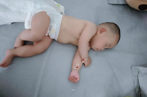 揭阳宝宝咳嗽发烧拉肚子